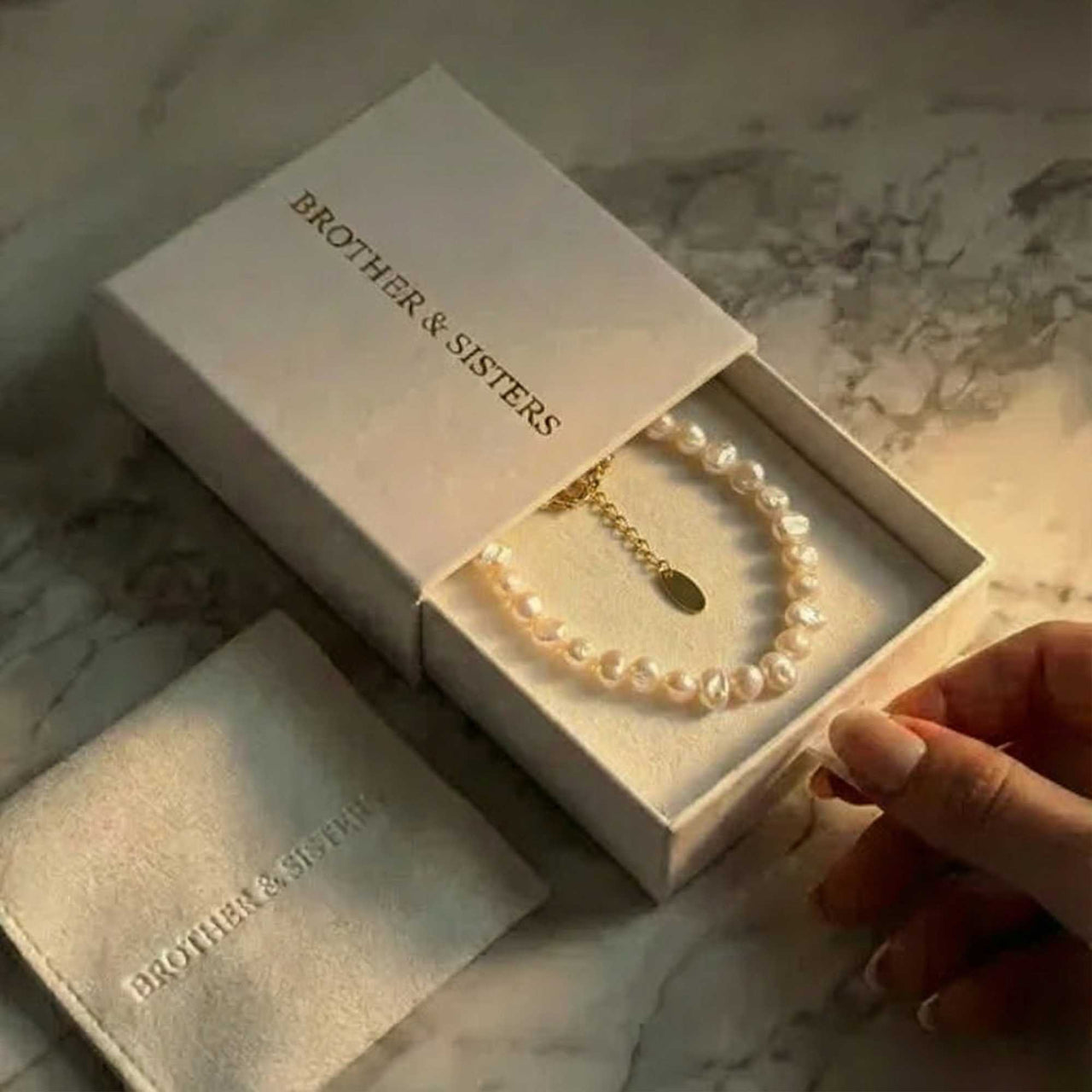 Sunseeker Pearl Choker