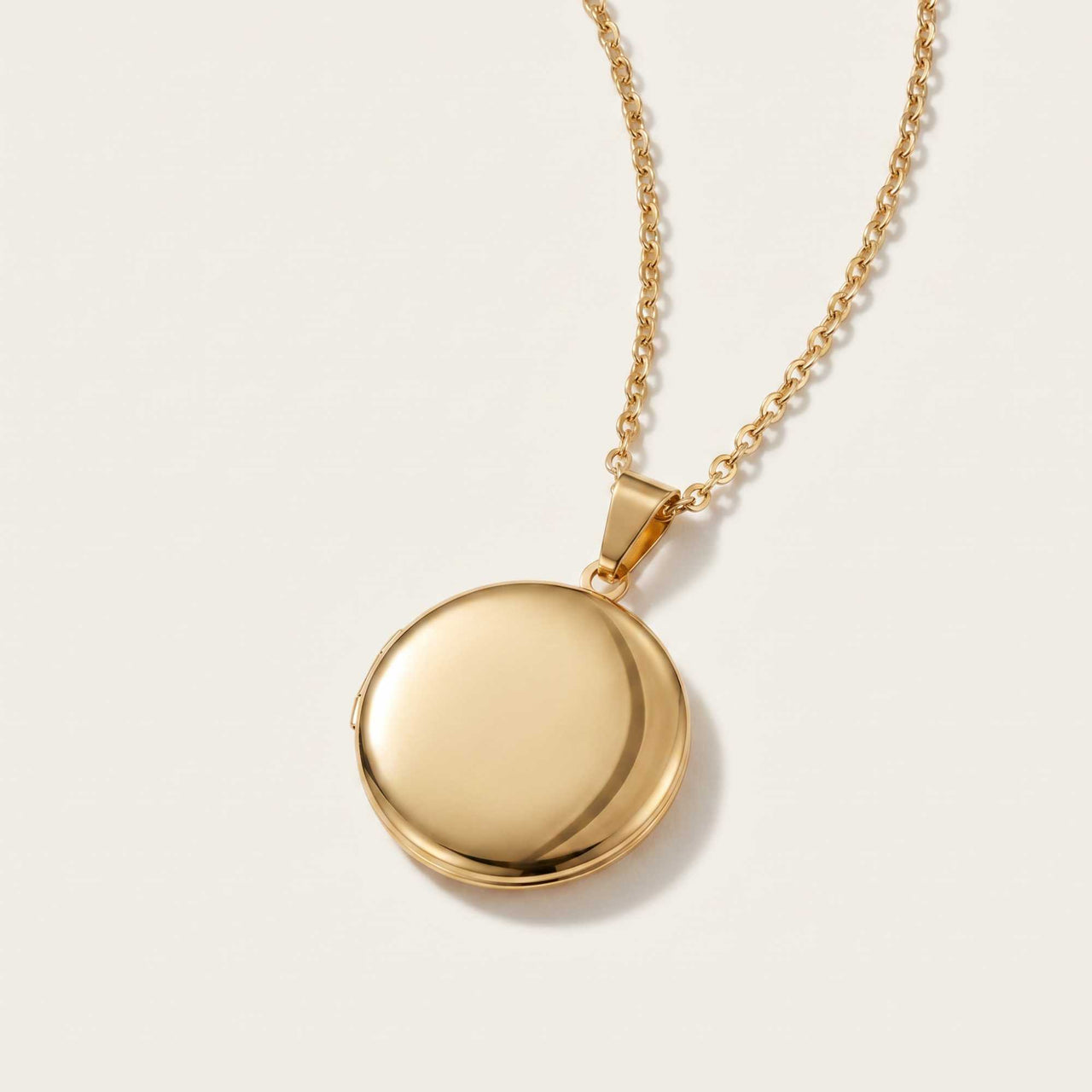 Round Photo Locket Necklace