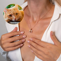 Thumbnail for Collier Photo Chat