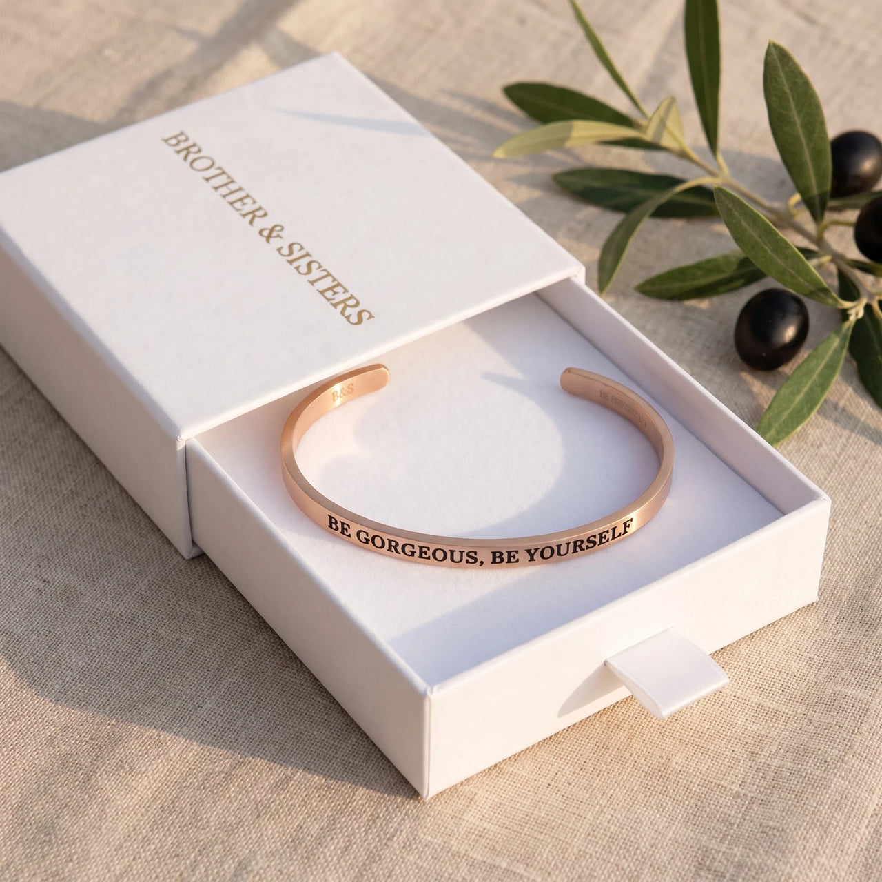 Affirmation bracelet — in the gift box, rose gold | SKU: bgby-rg