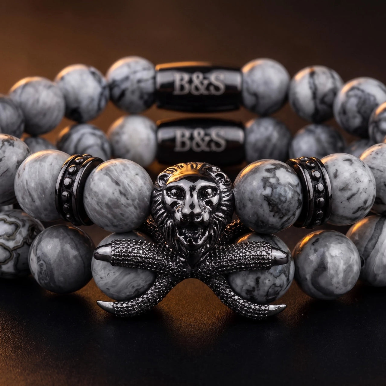 Black Lion & Grey Stones Set – macro detail of the lion head | Brother & Sisters | SKU: 21039839SET-gun-black-XS-14-15, 21039839SET-gun-black-S-16-17, 21039839SET-gun-black-M-18-19, 21039839SET-gun-black-L-20-21, 21039839SET-gun-black-XL-22-23