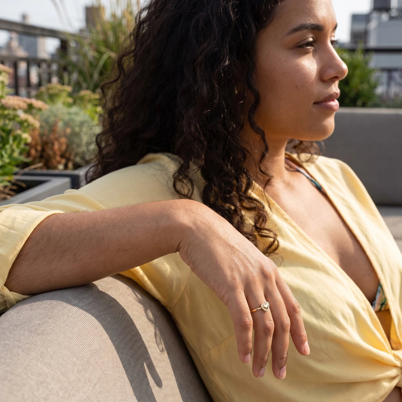 Heart ring — worn on a relaxed day, gold | SKU: lecoeur