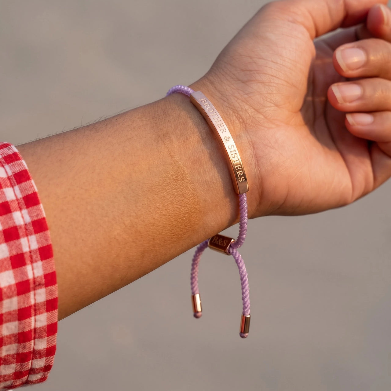 String bracelet — close-up of the details, rose gold | SKU: lemauve-rg